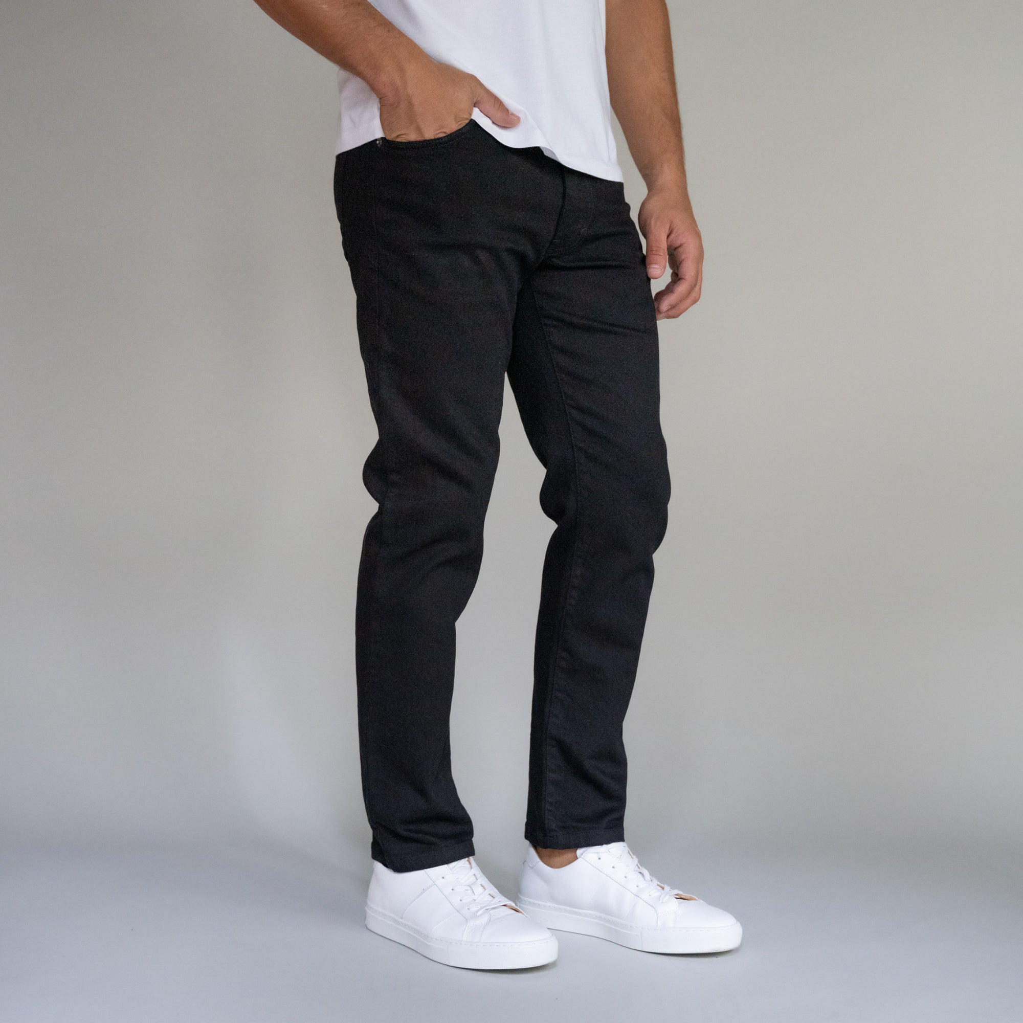 Premium Italian Denim Standard Fit - Black