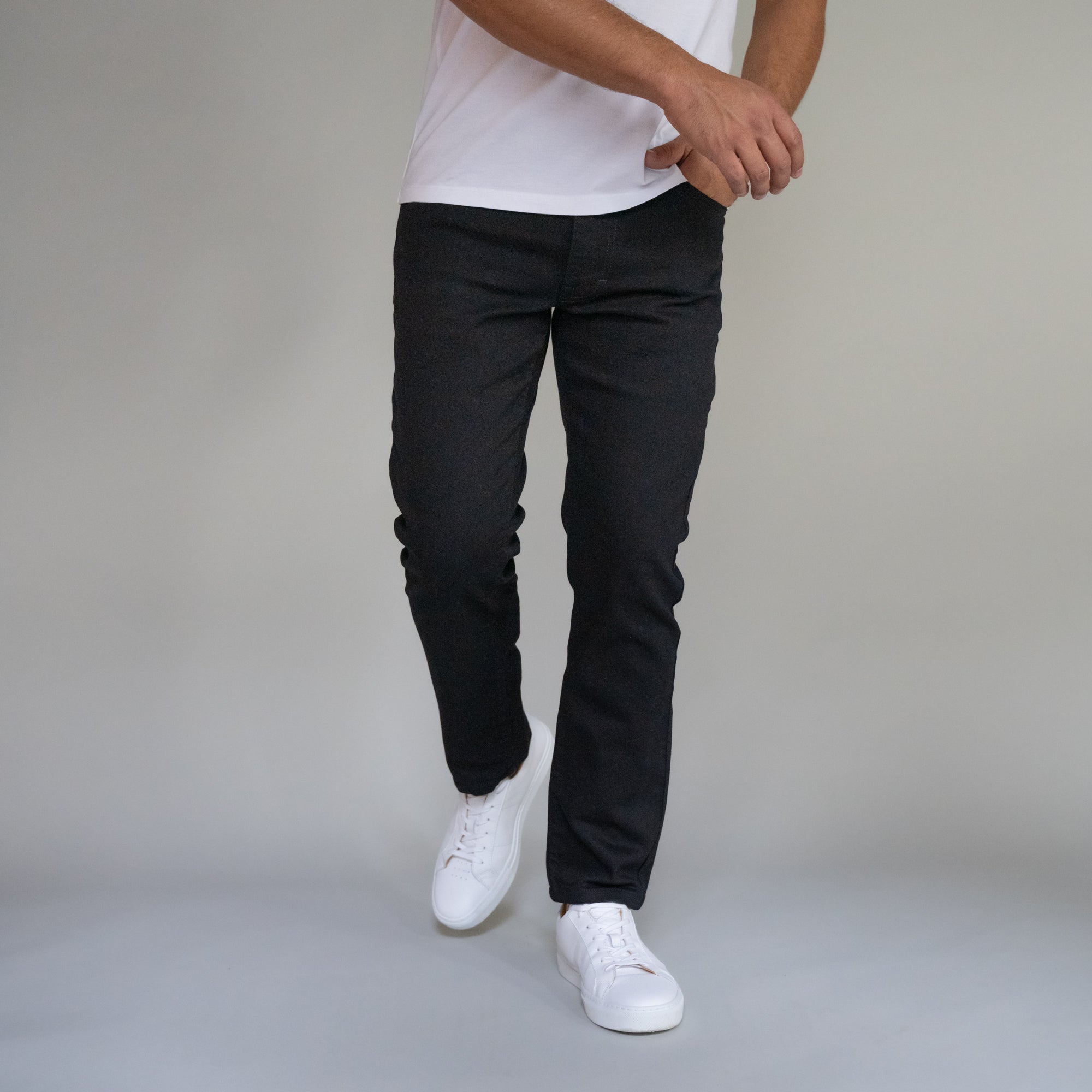 Premium Italian Denim Standard Fit - Black