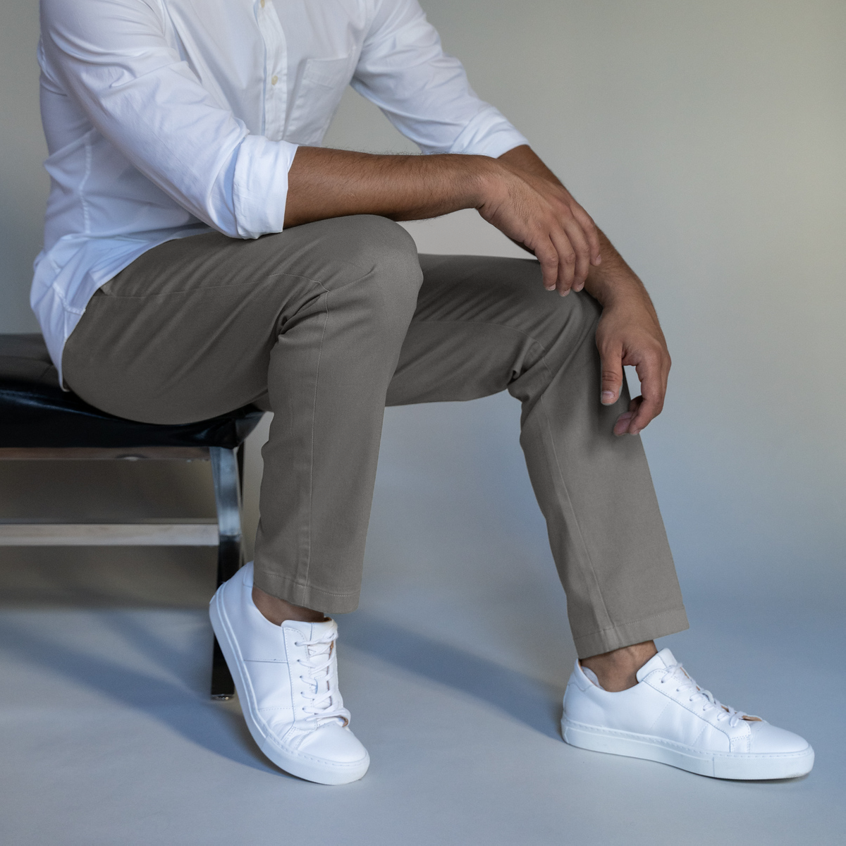 Stretch Chinos Standard Fit - Grey